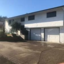 House, Walkway, and Driveway Cleaning in Scappoose, OR 3