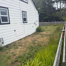 Cleaning-and-painting-needed-for-rental-home-real-estate-market-in-Seaside-OR 8