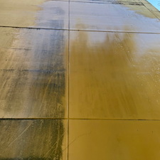 Commercial-parking-structure-cleaning-softwash-pressure-wash-in-Portland-OR 1